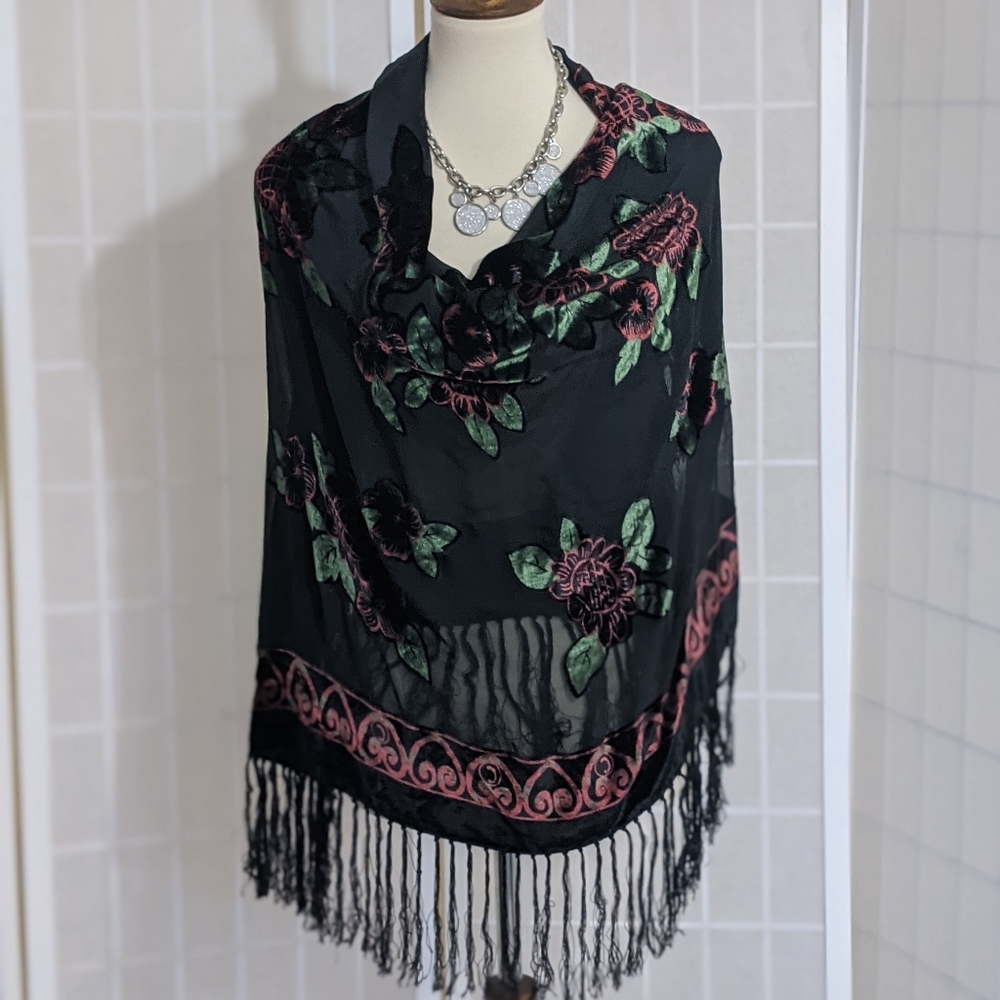 Vintage fringe piano shawl floral black